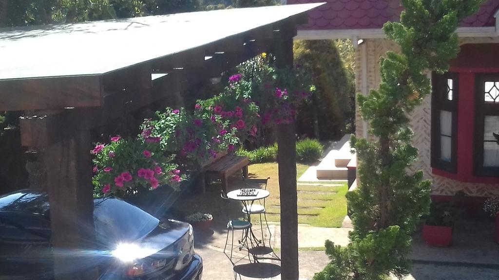 Pousada Toca Dos Tucanos Campos do Jordão Zewnętrze zdjęcie